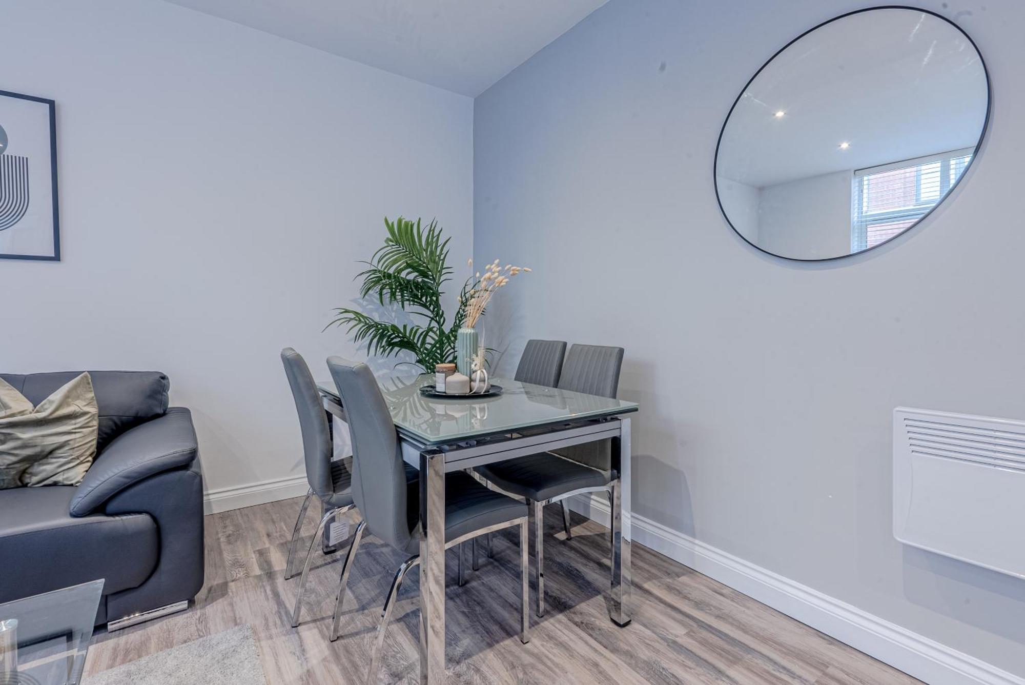 Stunning Three Bedroom Townhouse In The Jewellery Quarter, Birmingham City Centre Sleeps 5- Free Parking Εξωτερικό φωτογραφία