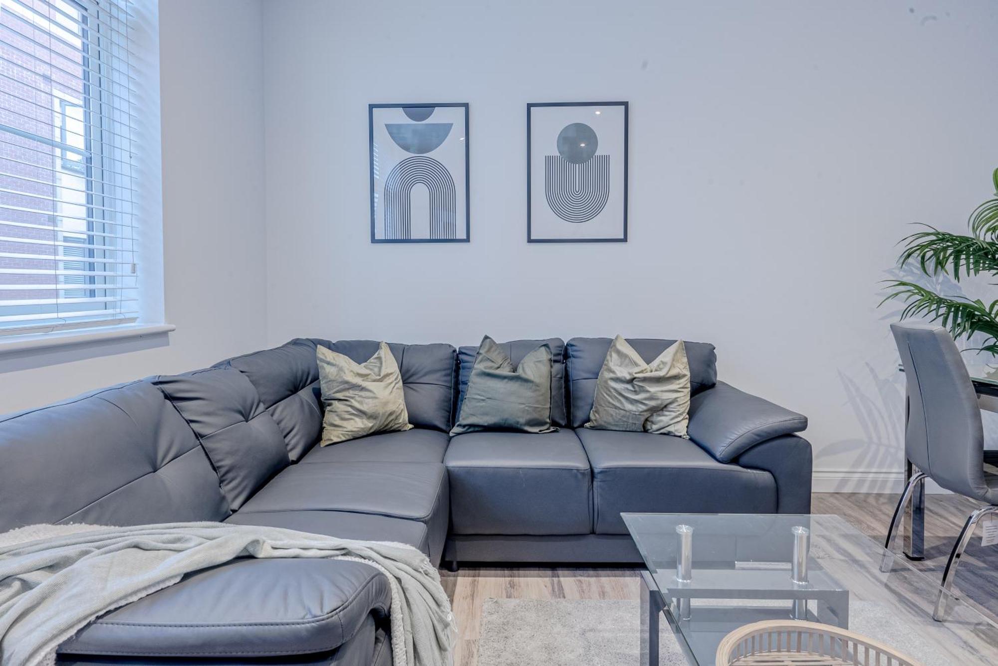 Stunning Three Bedroom Townhouse In The Jewellery Quarter, Birmingham City Centre Sleeps 5- Free Parking Εξωτερικό φωτογραφία